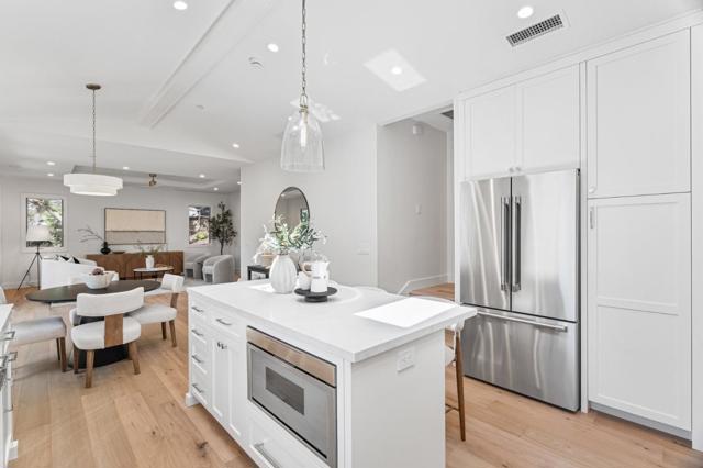 17119 Crescent Drive, Los Gatos CA: https://media.crmls.org/mediaz/1f9e494b-4ca3-4dec-a127-088f0c0e856a.jpg