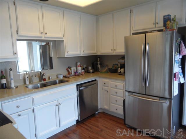 3060 6th Avenue, San Diego CA: https://media.crmls.org/mediaz/1f9f08ad-12a7-4b6f-a216-cd72093e1fe6.jpg