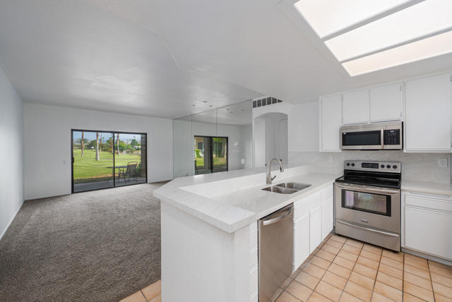 67564 Lagos Way, Cathedral City CA: https://media.crmls.org/mediaz/1f9f6639-882d-4db2-aff8-64263dd3b327.jpg