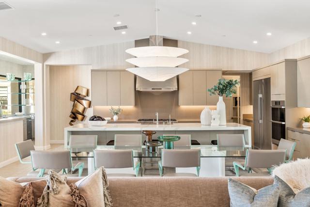 75229 Hancock Place, Indian Wells CA: https://media.crmls.org/mediaz/1f9f8e8a-deeb-4cbc-8462-17b95b53891c.jpg