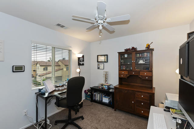 1431 Allium Court, Beaumont CA: https://media.crmls.org/mediaz/1fa03dfc-f770-4e52-9708-56145c224ae6.jpg