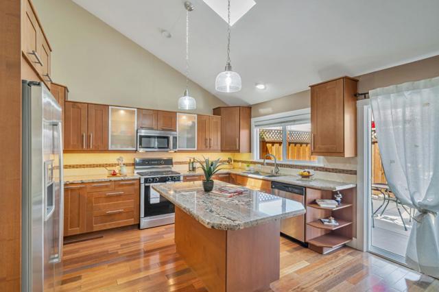 353 Meadowood Circle, San Ramon CA: https://media.crmls.org/mediaz/1fa0d7c4-5f2a-432f-8259-490f02c5baf6.jpg