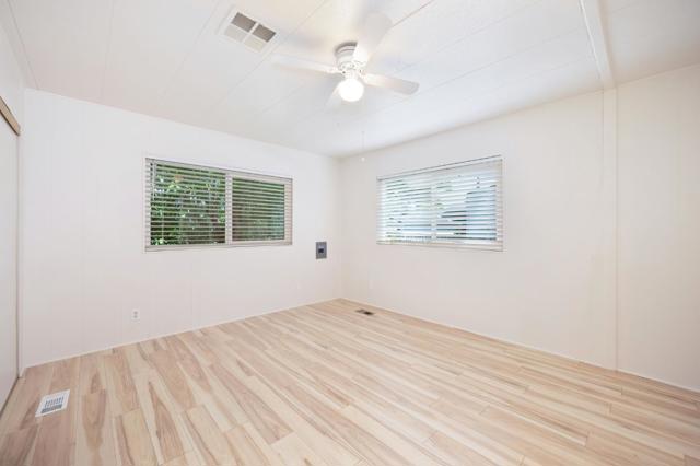 12339 Pepperwood, Auburn CA: https://media.crmls.org/mediaz/1fa0f2d8-560e-472c-85ca-206c7df61b9a.jpg