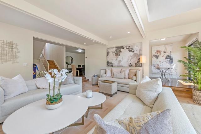 700 Sand Hill Circle, Menlo Park CA: https://media.crmls.org/mediaz/1fa1a80a-6354-4bf0-ab1f-7bd5d48ee5ab.jpg