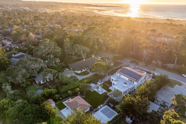 543 Asilomar Boulevard, Pacific Grove CA: https://media.crmls.org/mediaz/1fa20368-cf39-487a-8dc1-1e42b7ab7481.jpg