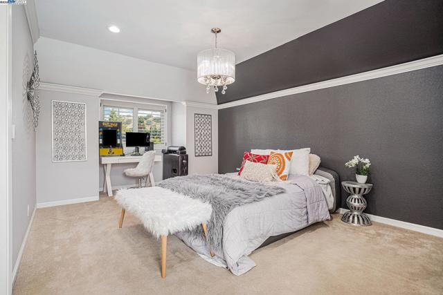 91 RED CYPRESS CT, Danville CA: https://media.crmls.org/mediaz/1fa2cd78-b7a3-4c80-9123-f28a6401ceeb.jpg