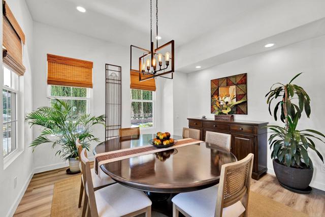 2139 Kirkcaldy Road, Fallbrook CA: https://media.crmls.org/mediaz/1fa3471a-a2f4-4f85-95bd-f75468a1fb3f.jpg