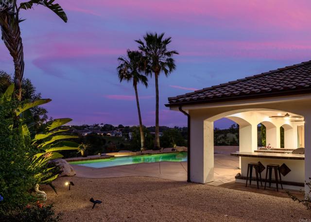 Detail Gallery Image 2 of 74 For 2869 Dos Lomas Place, Fallbrook,  CA 92028 - 4 Beds | 3 Baths