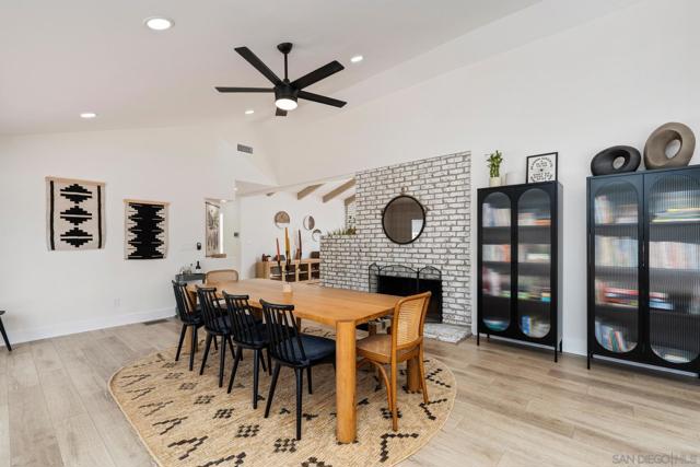 13953 Sagewood Dr, Poway CA: https://media.crmls.org/mediaz/1fa40dea-8189-43f6-a58f-84a687a15a20.jpg