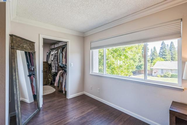 2740 Mohawk Cir, San Ramon CA: https://media.crmls.org/mediaz/1fa43971-aa76-401c-b8b2-dd9c4400e3a8.jpg