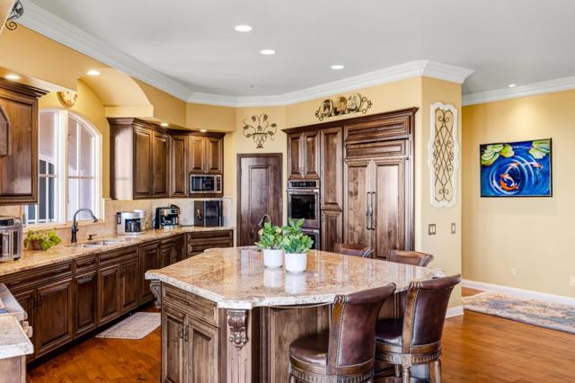 25548 Paseo De Cumbre, Monterey CA: https://media.crmls.org/mediaz/1fa4f4e3-c923-46de-998b-b3c0517fd1fd.jpg