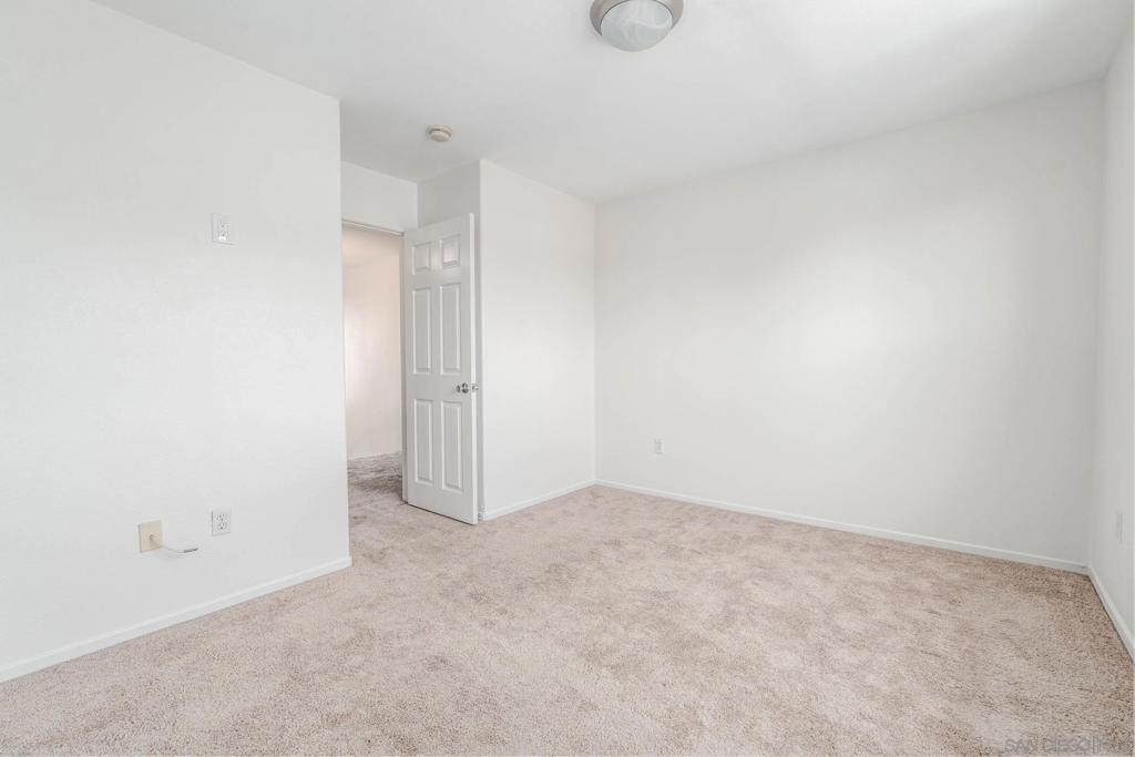 MLS #250043426SD image #16