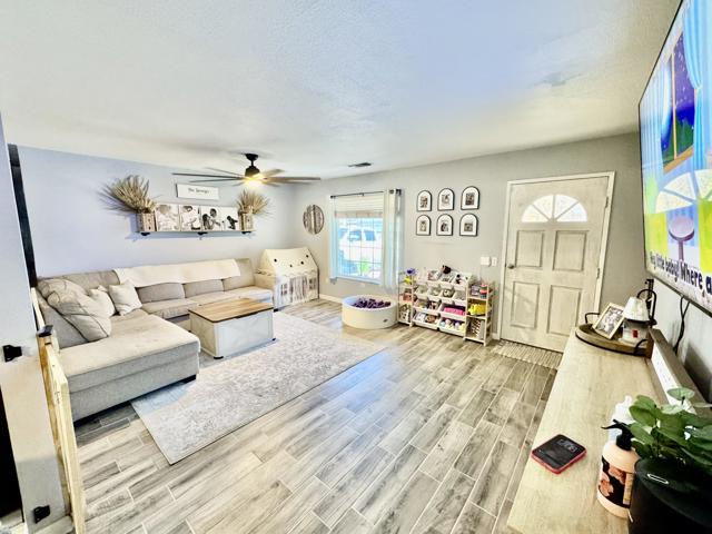 Image 4 of 21 For 369 10th Street