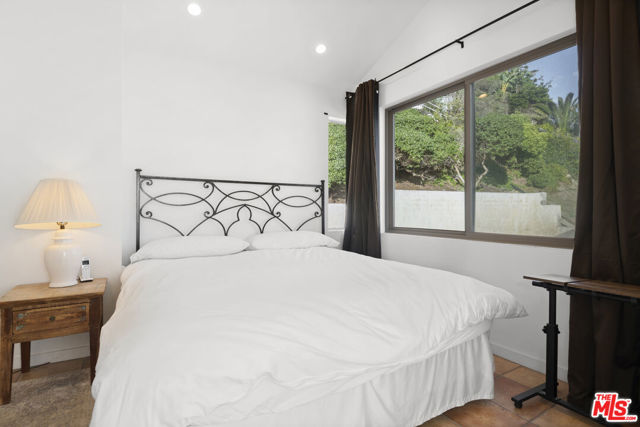 Drew Fenton | 33334 Pacific Coast Highway Malibu CA | MLS: 7061346