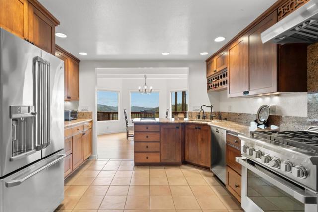 480 Quail Ridge Road, Scotts Valley CA: https://media.crmls.org/mediaz/1fa6d980-029b-4f28-95b7-5784d7a59830.jpg