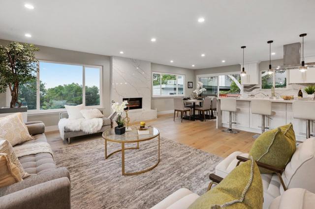 1560 Alturas Drive, Burlingame CA: https://media.crmls.org/mediaz/1fa6f425-d249-4d87-809c-b65a7ae3c904.jpg