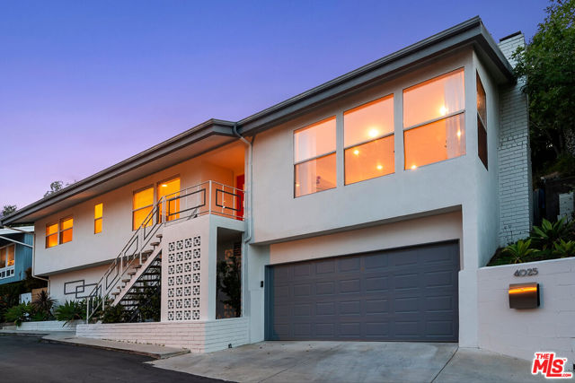 4025 Weslin Avenue, Sherman Oaks CA: https://media.crmls.org/mediaz/1fa81c72-ff30-4a2a-a8a3-11d1835cdc06.jpg