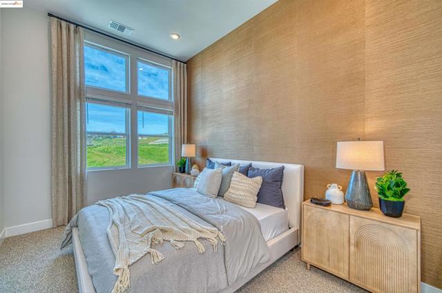 28971 Parkwood Lane, Hayward CA: https://media.crmls.org/mediaz/1fa95aa4-bf21-4e29-8099-a0d1fbf5d5e6.jpg
