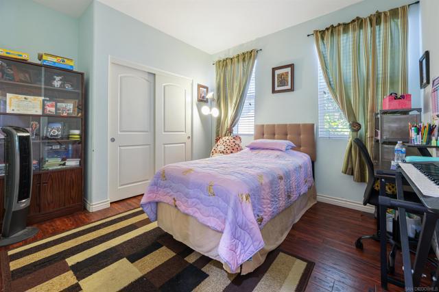 Image 12 of 22 For 1518 El Prado St  3