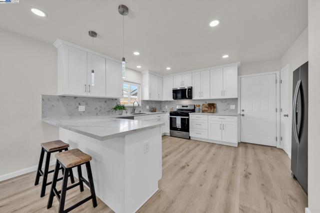 Image 11 of 32 For 1770 Tulip Ave