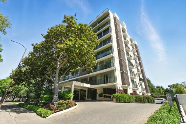 1330 University Drive, Menlo Park CA: https://media.crmls.org/mediaz/1facf806-1aab-498e-bbb8-05a31de73fce.jpg