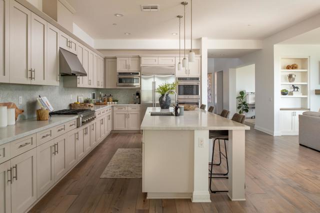 14546 Highcrest Ct, Poway CA: https://media.crmls.org/mediaz/1fad9d1a-4418-4d69-9a31-801c68f8ced3.jpg