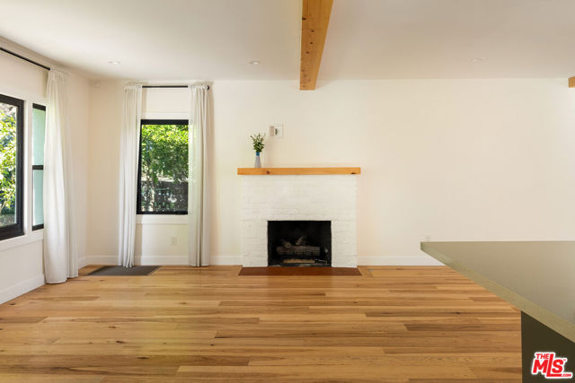 956 Parkman Street, Altadena CA: https://media.crmls.org/mediaz/1fadef71-cd98-43e4-b361-5efc55a45ce3.jpg