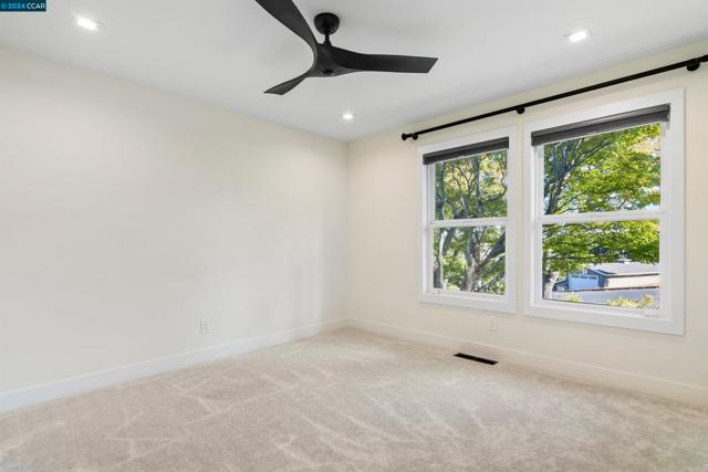 Image 30 of 60 For 830 Ridge Dr