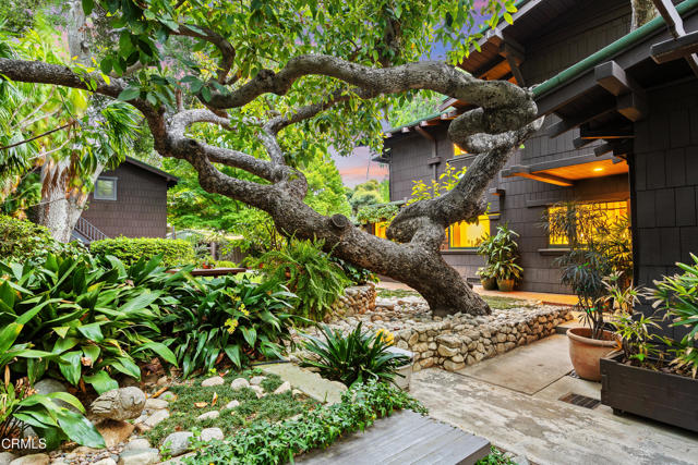 1524 Milan Avenue, South Pasadena CA: https://media.crmls.org/mediaz/1faf1395-a7d8-4445-b7fb-64bf18f51f43.jpg