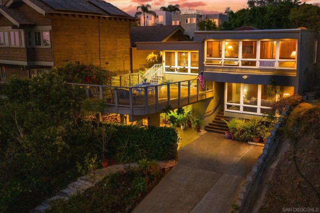 13635 Pine Needles, Del Mar CA: https://media.crmls.org/mediaz/1fafd299-e4c1-4a1d-a4ae-2a6ae69db08a.jpg