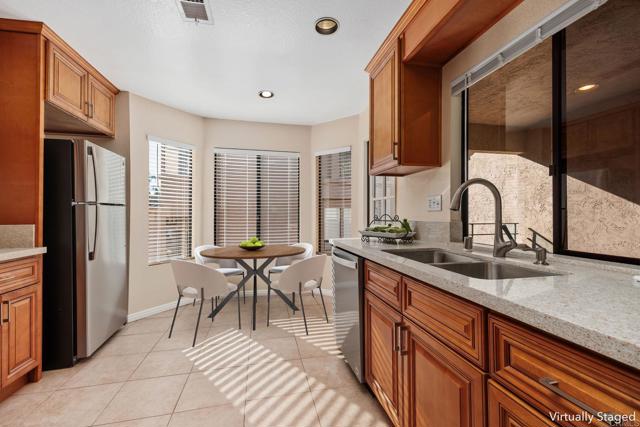 Detail Gallery Image 10 of 51 For 4353 Nobel Dr #65,  San Diego,  CA 92122 - 2 Beds | 2/1 Baths