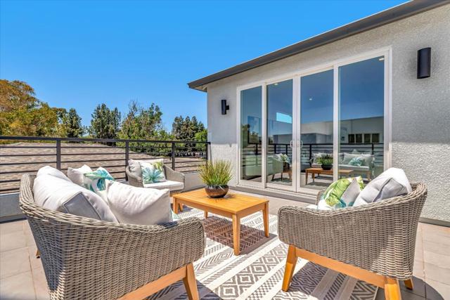326 Isabelline Court, San Ramon CA: https://media.crmls.org/mediaz/1fb14243-814d-46e3-8fe2-af0557453131.jpg