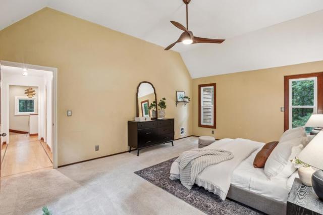 13872 Silver Sky Way, Woodside CA: https://media.crmls.org/mediaz/1fb1d7d3-8d92-42c5-a909-94deb4454435.jpg