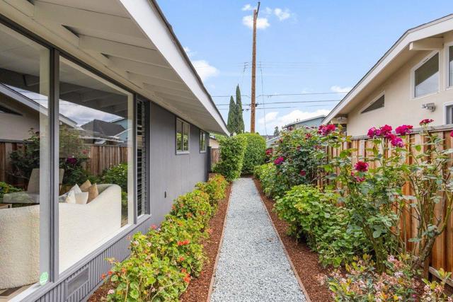 385 Cronin Drive, Santa Clara CA: https://media.crmls.org/mediaz/1fb209ca-4246-41bc-b823-1ca40ce88769.jpg