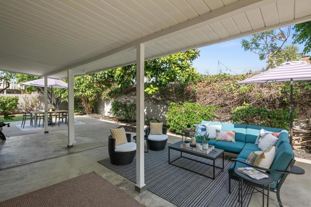 661 Balboa Avenue, Coronado CA: https://media.crmls.org/mediaz/1fb27f0a-fa9d-4104-ae5c-d0161880d22c.jpg