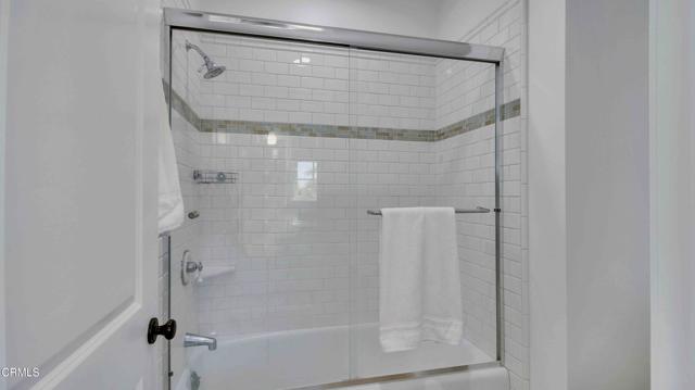 1929 Lyans Drive, La Canada Flintridge CA: https://media.crmls.org/mediaz/1fb28898-792b-41a5-9e6c-9a36c853138a.jpg