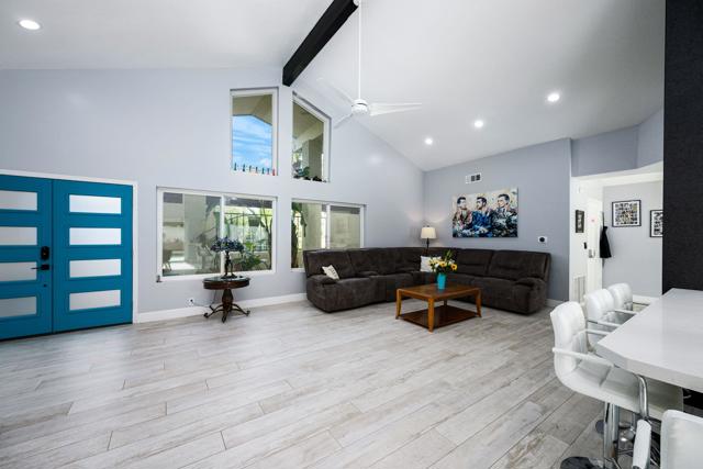 72915 Skyward Way, Palm Desert CA: https://media.crmls.org/mediaz/1fb2894b-4f5d-4e00-a4f2-054339b652ae.jpg