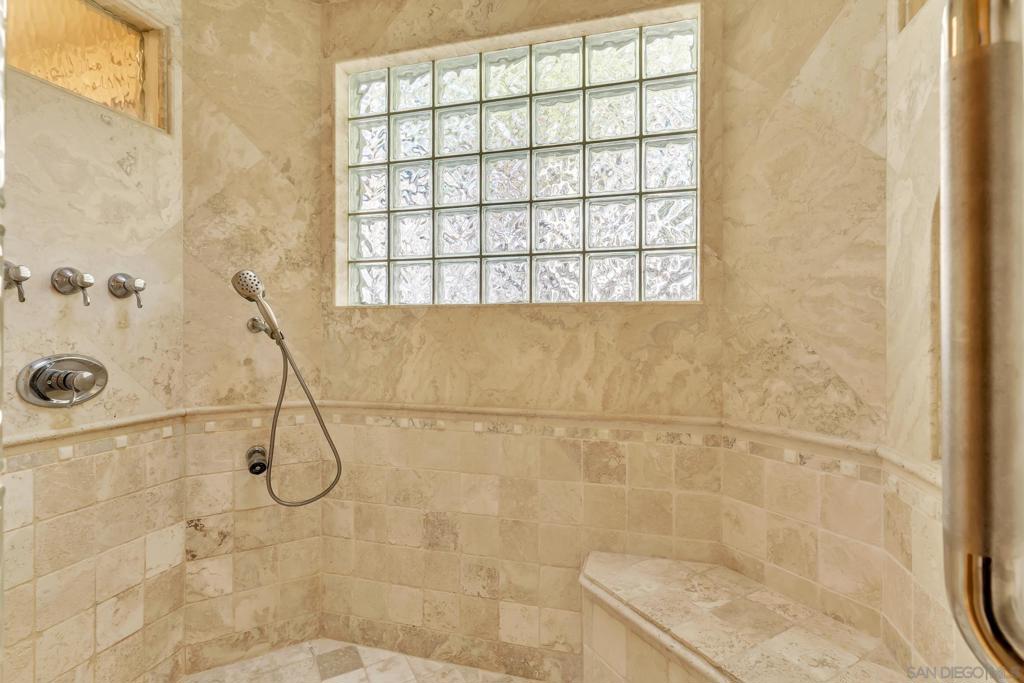 MLS #260022603SD image #28