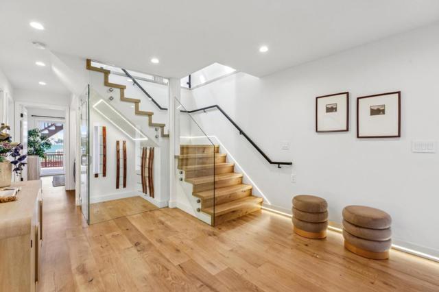 2271 40th Avenue, San Francisco CA: https://media.crmls.org/mediaz/1fb332c2-cdef-47c0-8c72-048580162548.jpg