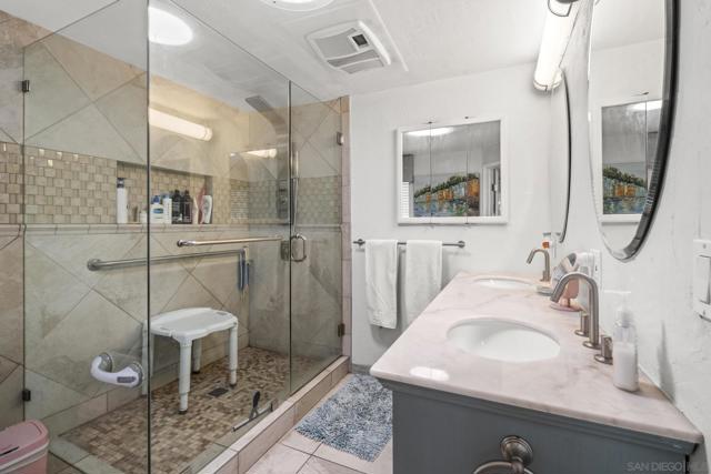 9 Catpaw Cape, Coronado CA: https://media.crmls.org/mediaz/1fb4da64-9b54-4cc3-9423-6edf1d39ad84.jpg
