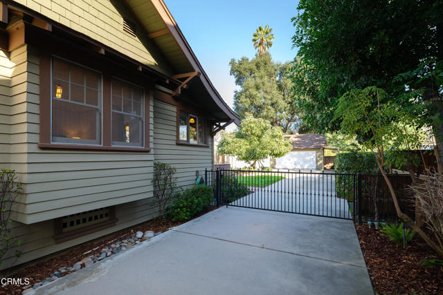 Gated Driveway