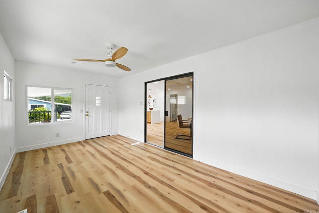 8975 Lawrence Welk Drive, Escondido CA: https://media.crmls.org/mediaz/1fb5554d-6a57-4caf-bc2e-1ddf07d4b105.jpg