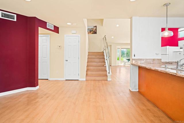 Detail Gallery Image 22 of 48 For 4499 Pebble Beach Dr, Oceanside,  CA 92057 - 4 Beds | 3 Baths