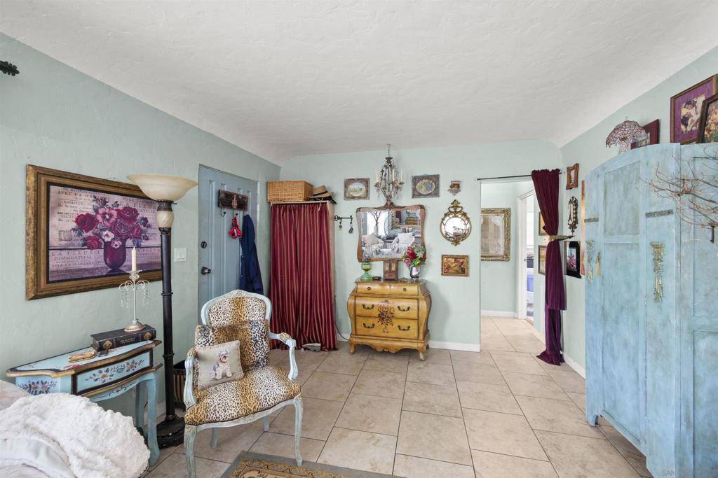 MLS #250032533SD image #44