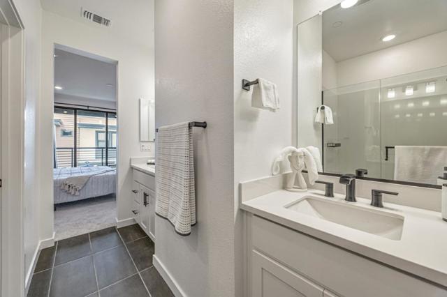 112 Waters Park Circle, San Mateo CA: https://media.crmls.org/mediaz/1fba86bd-1829-4059-9a19-5bc994176e1a.jpg