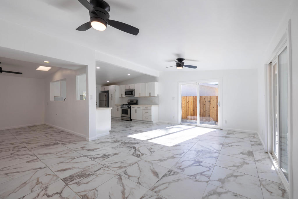 MLS #219138252DA image #8