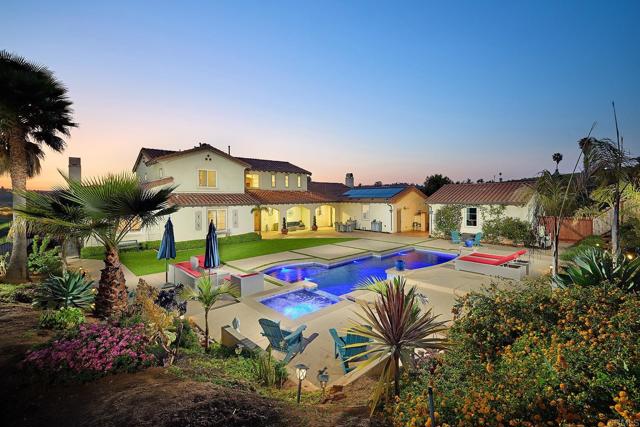 5617 Hidden Grove Way, Bonsall CA: https://media.crmls.org/mediaz/1fbc3e06-7f40-4fb8-a2c1-ff6ac229fa15.jpg
