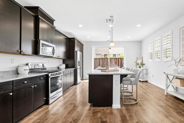 2632 Admiral Circle, Hayward CA: https://media.crmls.org/mediaz/1fbd0a0c-5c6a-4607-8bb6-4459b1240089.jpg