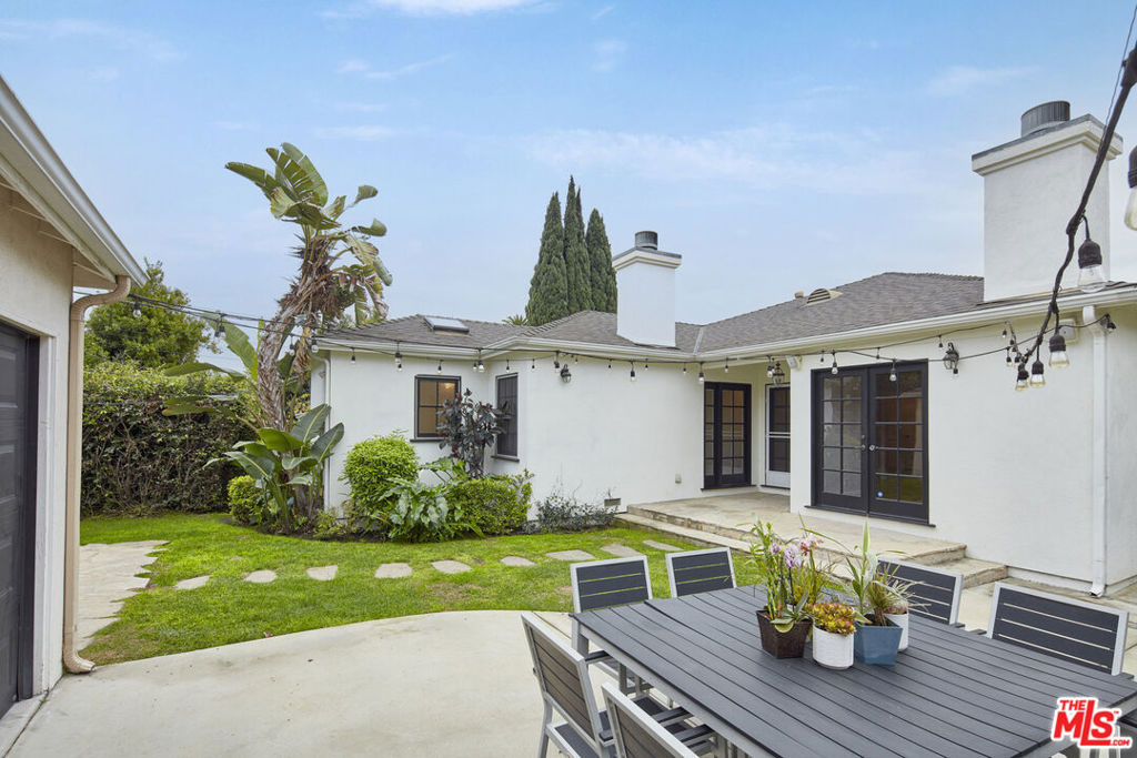1926 Greenfield Avenue