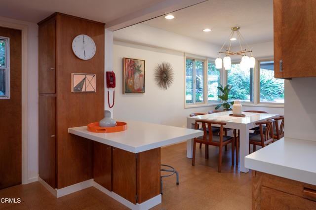 1570 Old House Road, Pasadena CA: https://media.crmls.org/mediaz/1fbf6f45-3e1f-4eff-8e4c-419bb0435ab2.jpg